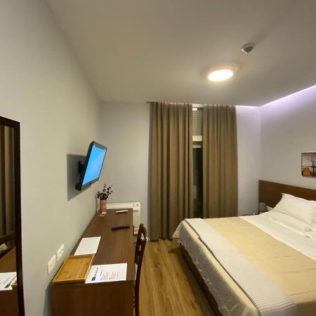 In Center Hotel 티라나 외부 사진