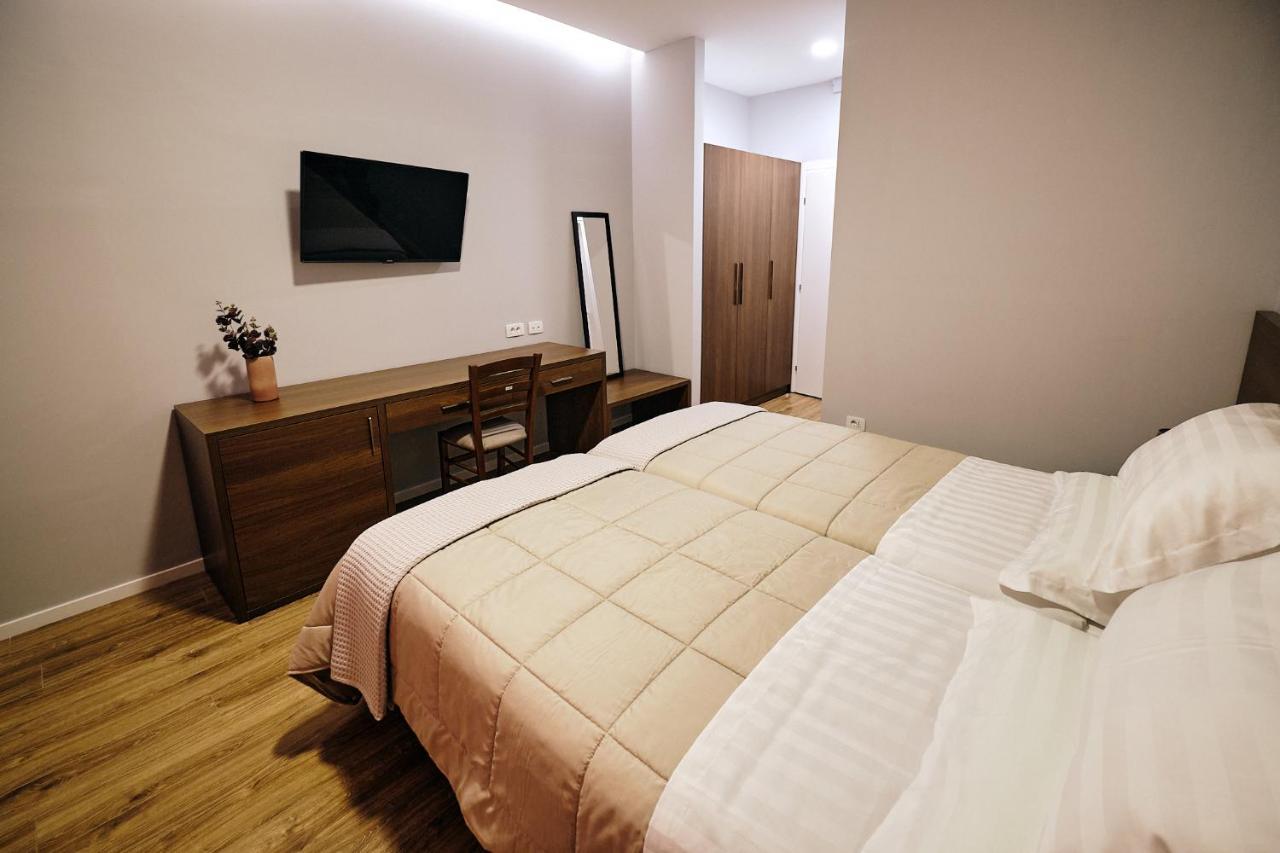 In Center Hotel 티라나 외부 사진